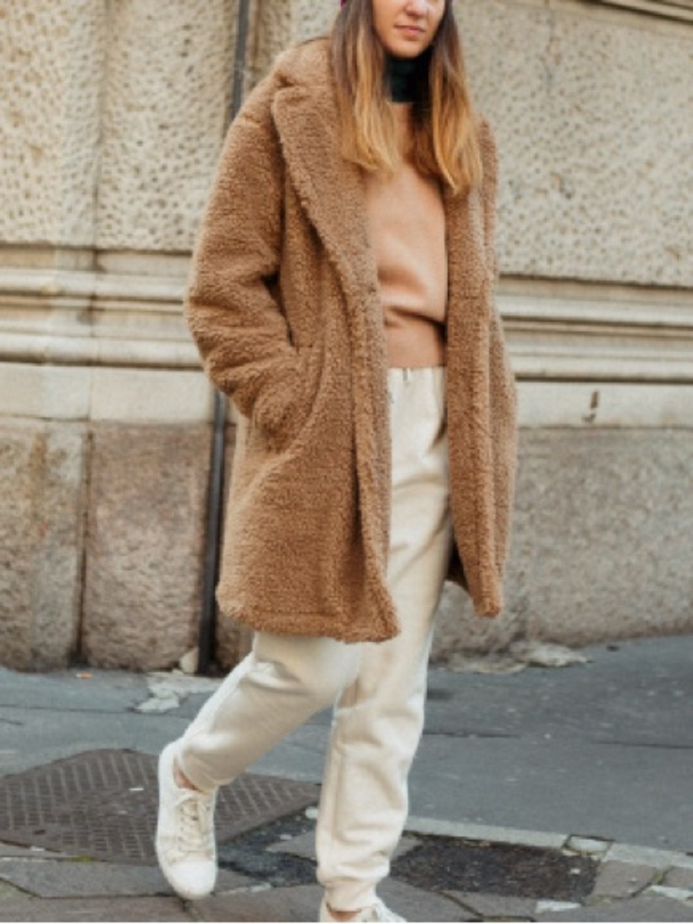 Uniqlo Teddy Jacket in Camel Brown